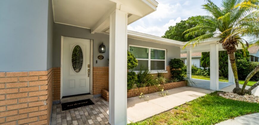 KMG: “AQUA VILLA” 3BD 2BA W/ HEATED POOL BY TPA AIRPORT
