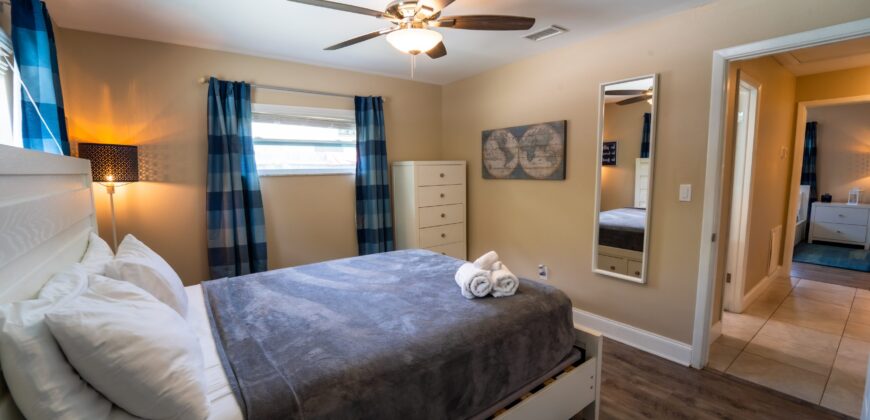 KMG: “AQUA VILLA” 3BD 2BA W/ HEATED POOL BY TPA AIRPORT