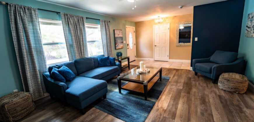 KMG: “AQUA VILLA” 3BD 2BA W/ HEATED POOL BY TPA AIRPORT