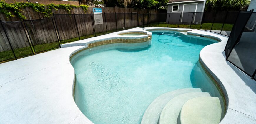 KMG: “AQUA VILLA” 3BD 2BA W/ HEATED POOL BY TPA AIRPORT