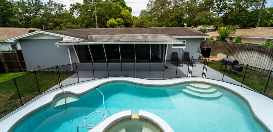 KMG: “AQUA VILLA” 3BD 2BA W/ HEATED POOL BY TPA AIRPORT